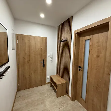 Luxury Near Prague - Garden - Parking דירה Měchenice